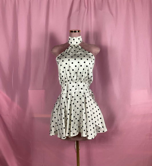 ✨ Vestido Halter Polka Chic – Velvet Bloom ✨